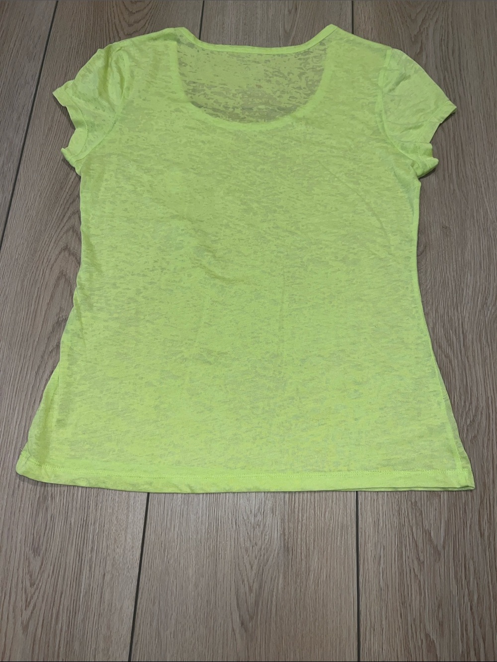 Vintage Jules & James Neon Yellow-Green Scoop Neck Short Sleeve Tee - Picture 12 of 12